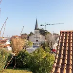 Maison à Pour 10 - 450m De La Hébergement de vacances *