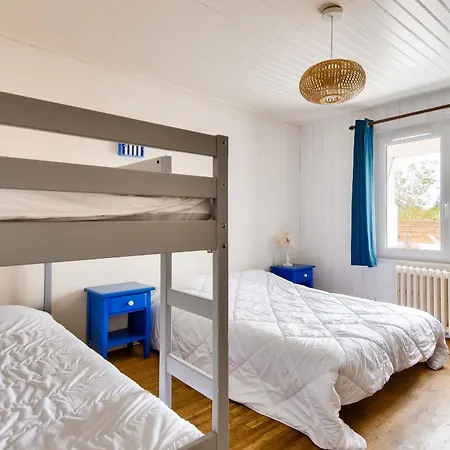 Maison A Pour 10 - 450m De La בית נופש