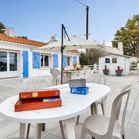 Maison A Pour 10 - 450m De La בית נופש