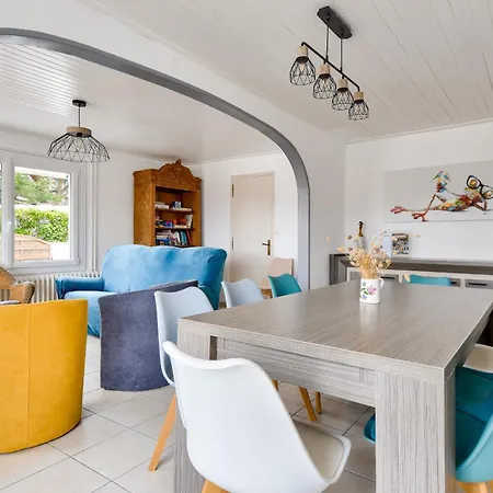 Maison A Pour 10 - 450m De La * ברבטרה